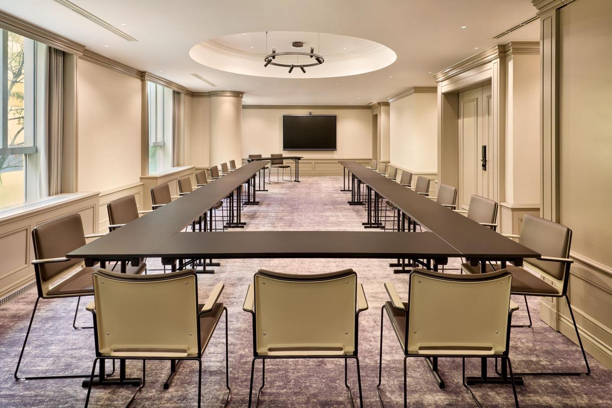 Sheraton Zagreb Hotel Luaran gambar Meeting room