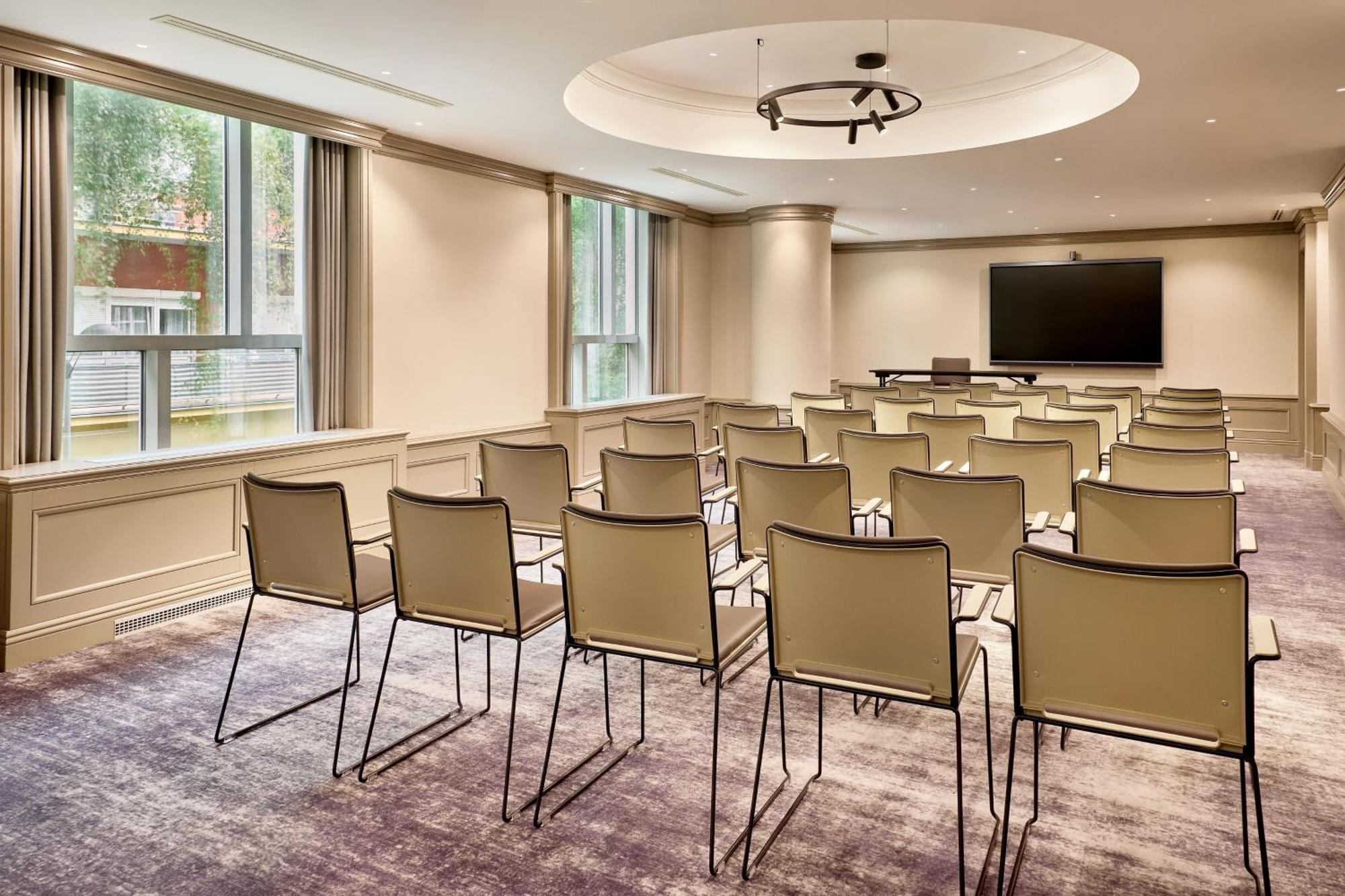 Sheraton Zagreb Hotel Luaran gambar Meeting room